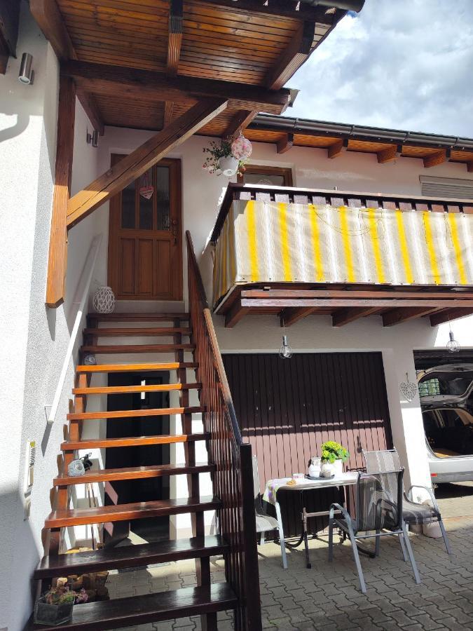 Lay Apartment