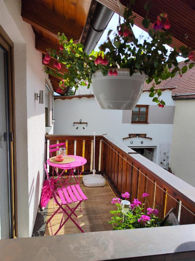 Lay Apartment *